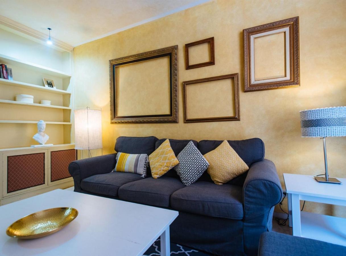 Pajaritos Suite Apartment - Private Parking Included Sevilla Dış mekan fotoğraf