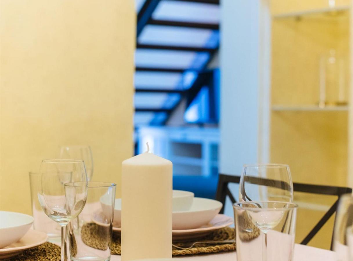Pajaritos Suite Apartment - Private Parking Included Sevilla Dış mekan fotoğraf